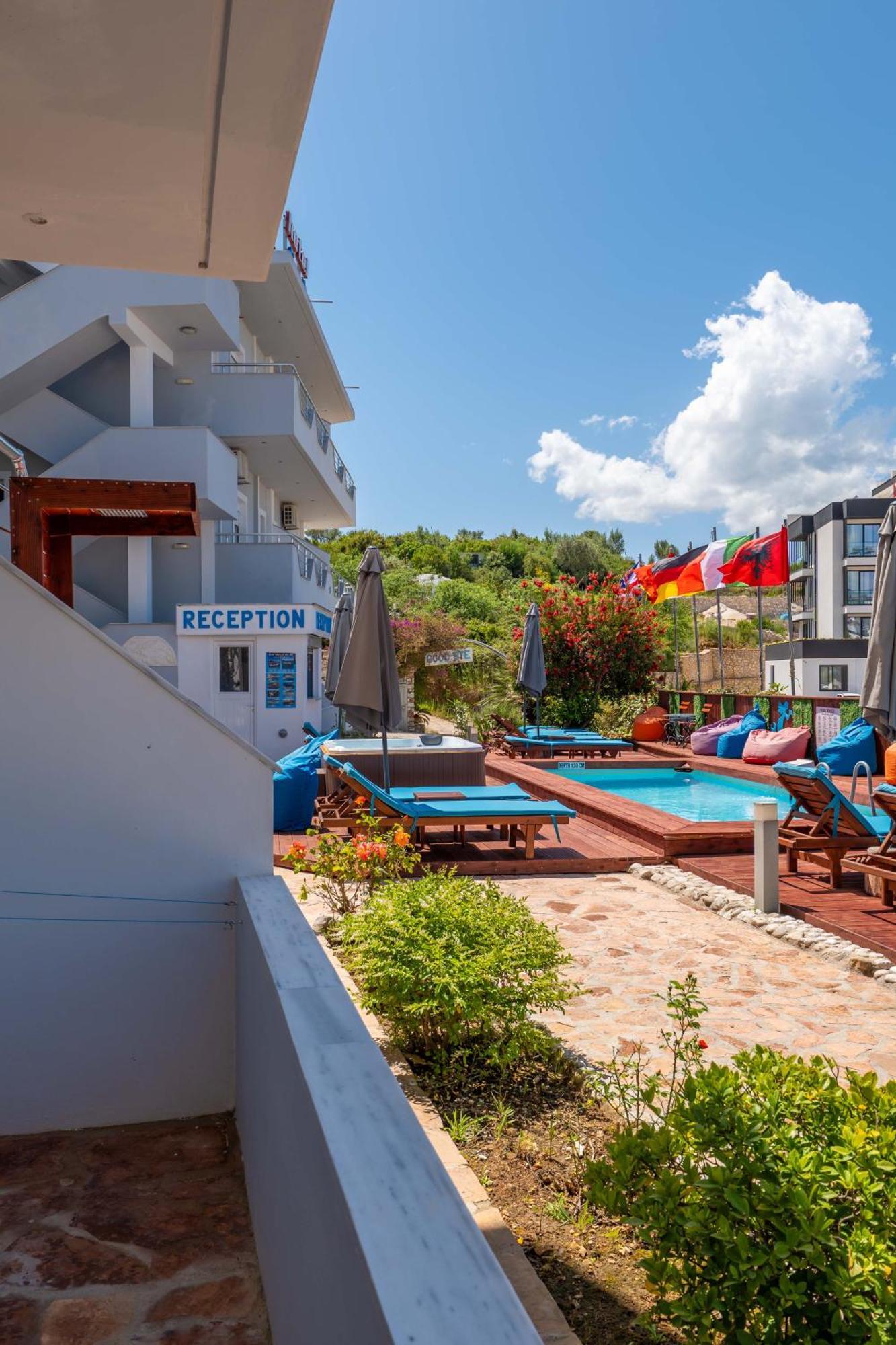 Hotel Two Mermaids Ksamil Exterior foto